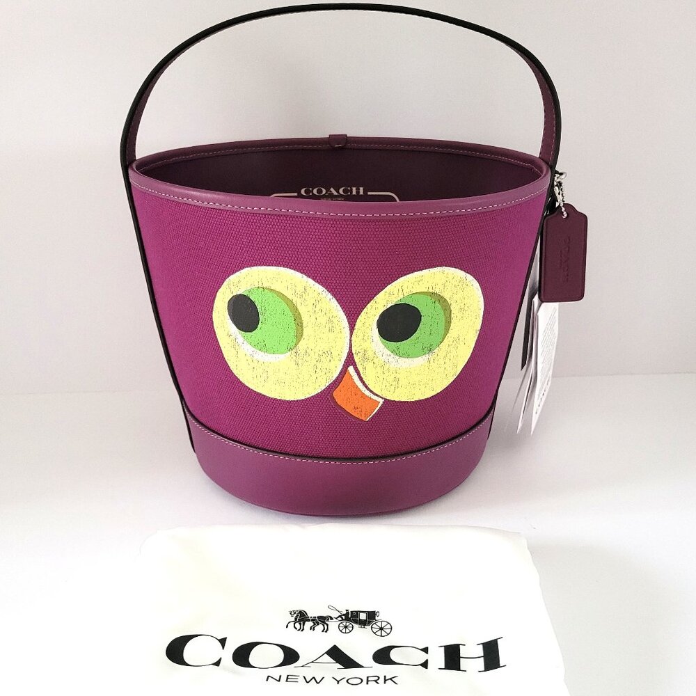 Coach CCE03 Trick Or Treat Owl Halloween Bucket 2025 Plum Regenerative Dust Bag